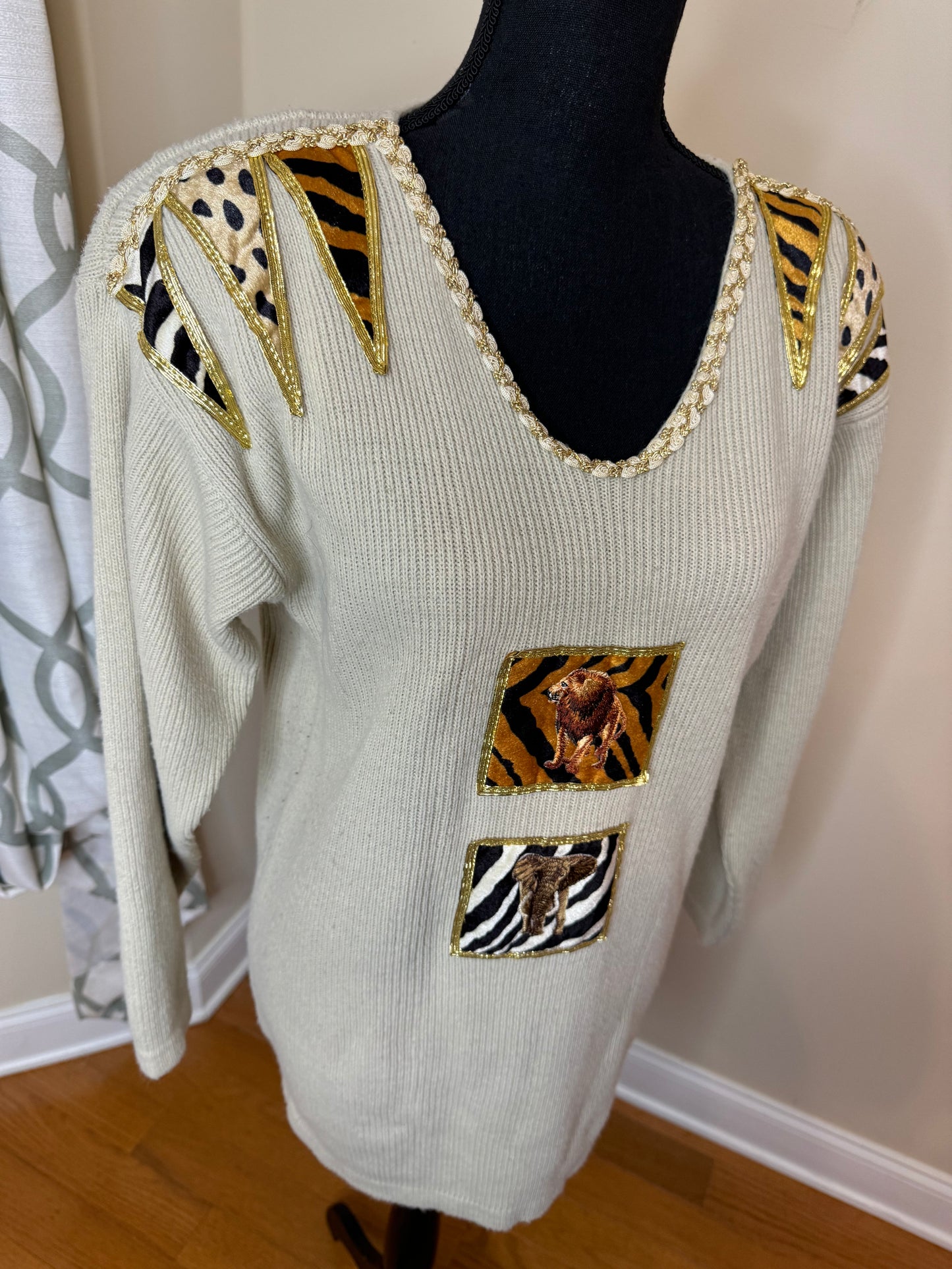 Vintage FOCUS Animal Embroidered Sweater