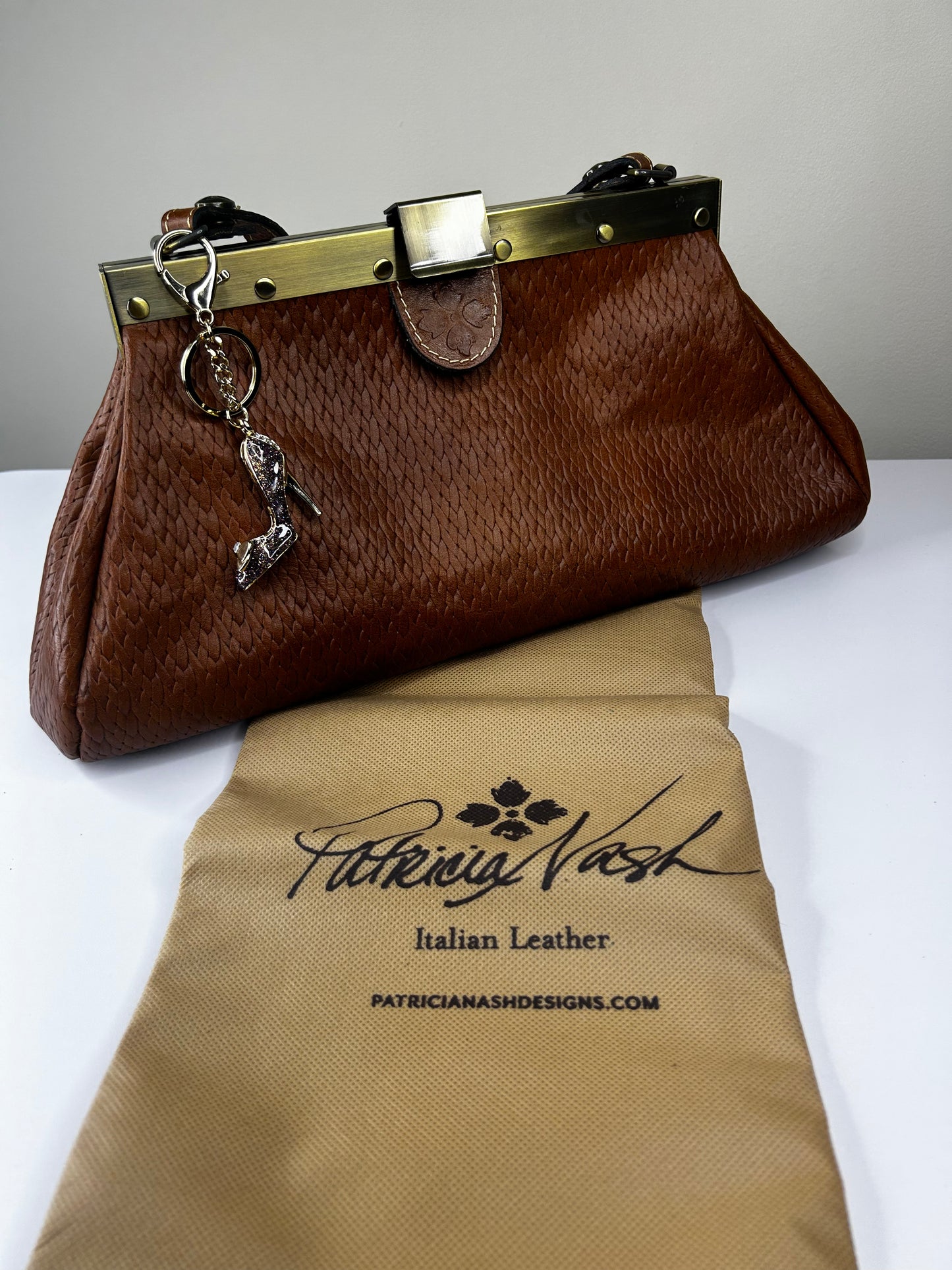 Patricia nash hotsell italian leather purse