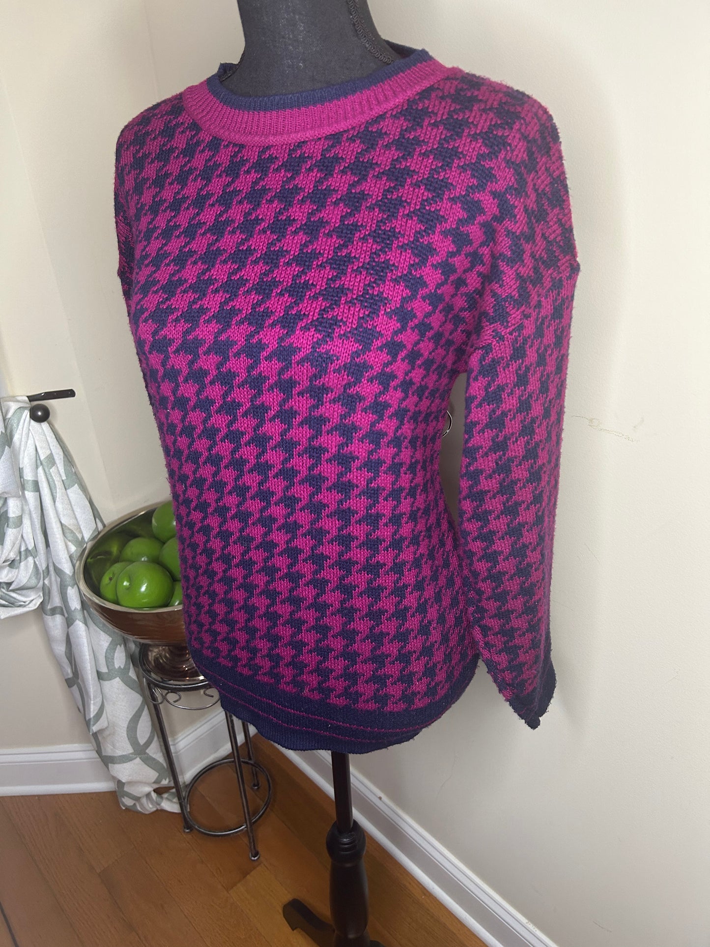 Sweaters USA Maroon and Navy Houndstooth Sweater